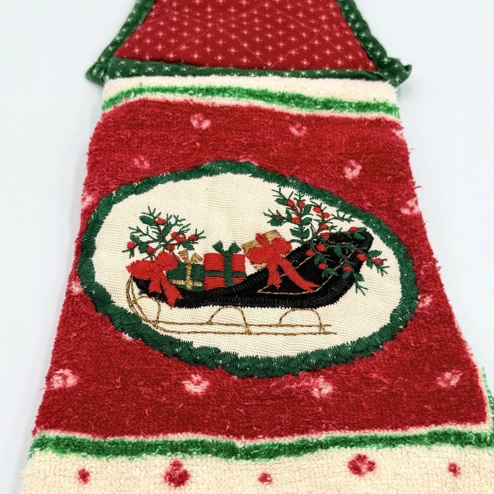 VTG Christmas Hanging Kitchen‎ Towel Quilted Top Embroidered Sleigh Decor A